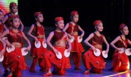 吃瓜體育生和舞蹈室1v1,校園風(fēng)云對(duì)決