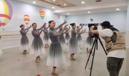 獨家爆料藝術學校極品舞蹈生