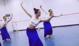 吃瓜體育生和舞蹈室1v1,校園風(fēng)云對(duì)決